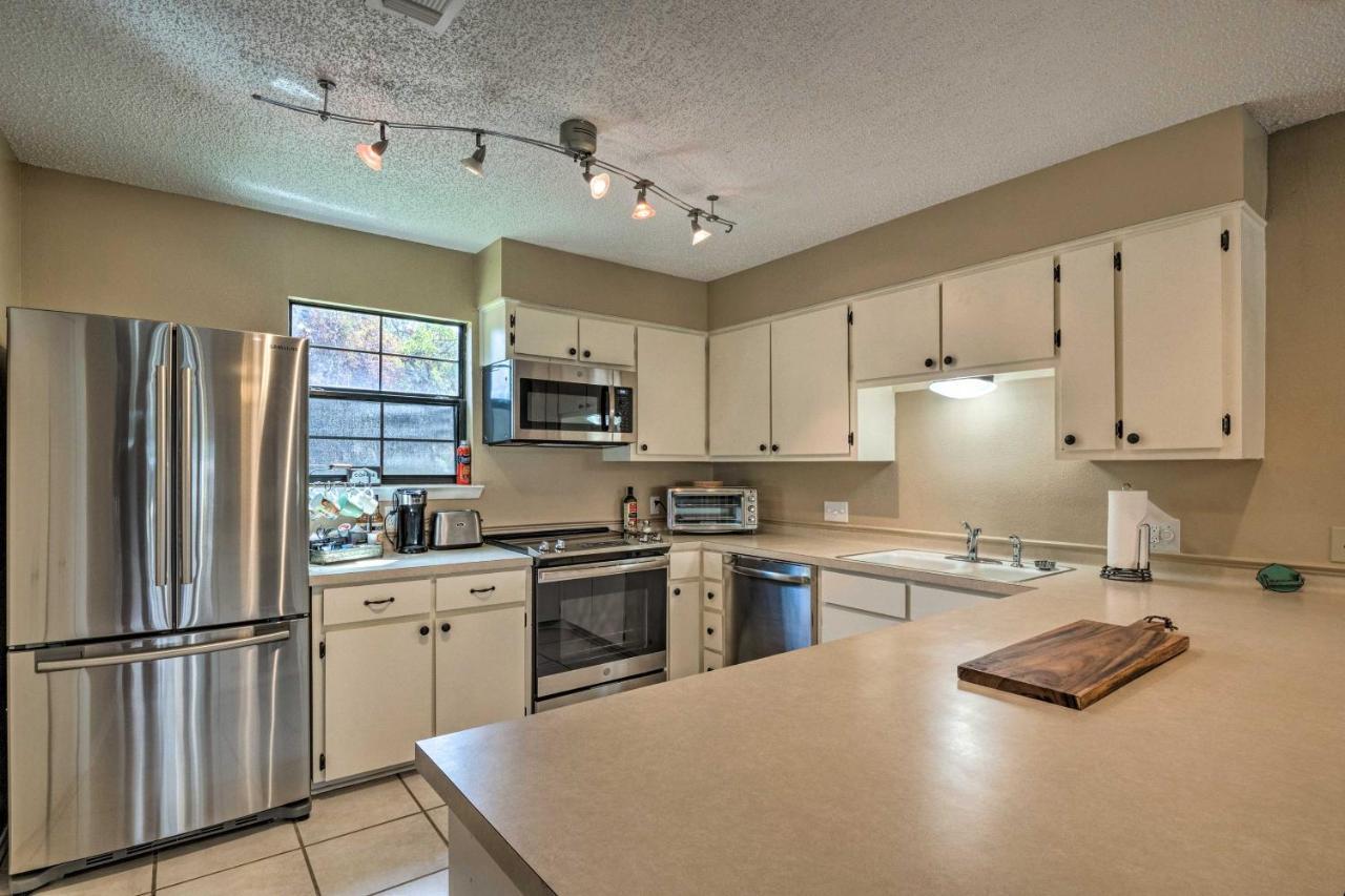 Horseshoe Bay Resort Townhome - Near Lake Lbj! ภายนอก รูปภาพ